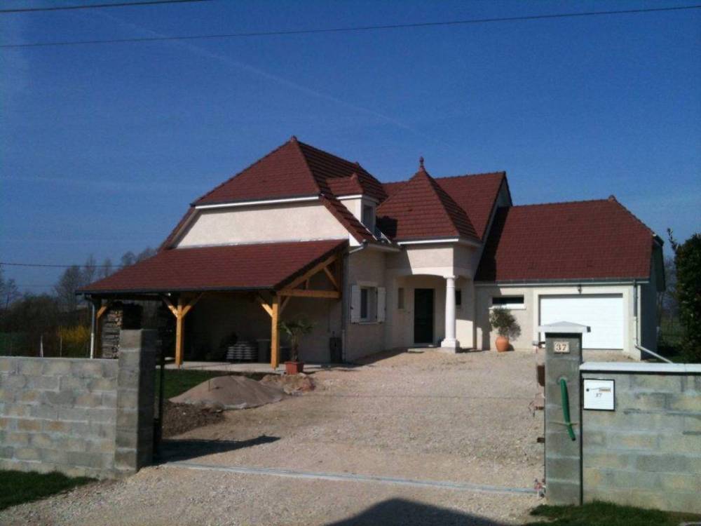 Carport à Losne